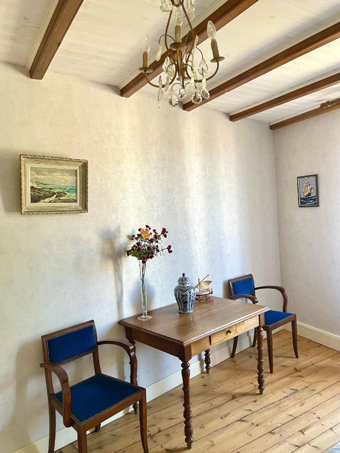 Javerlhac-et-la-Chapelle-Saint-Robert Chez Sarah - L'Escapade B&B 외부 사진